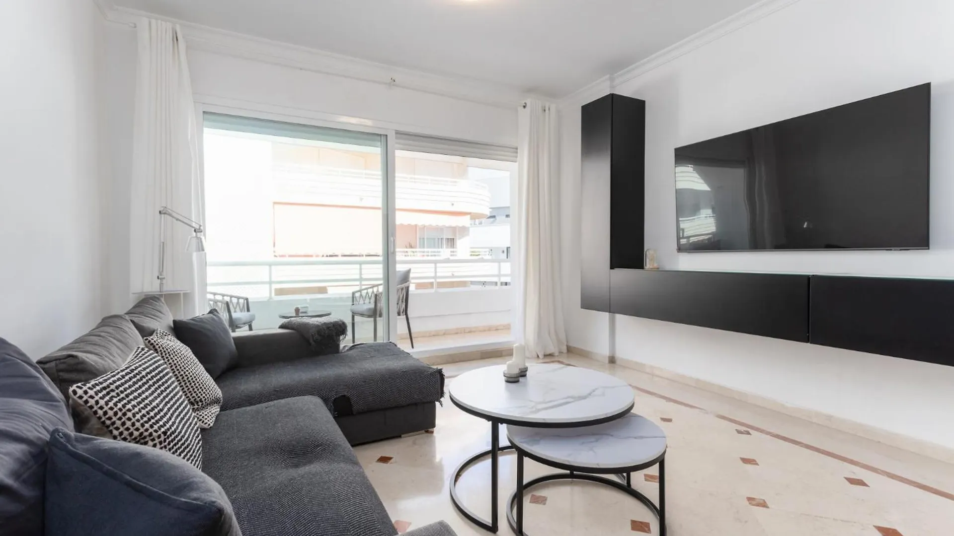 Mtr - Marbella Temporary Rent Apto 2 Dormitorios Sea View Apartman